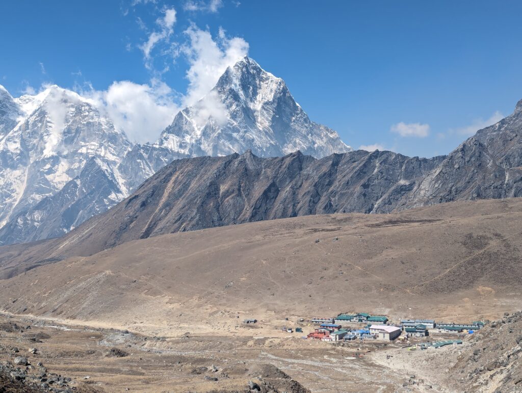 A Journey to Everest Base Camp: The Ultimate Trekking Experience Thumbnail